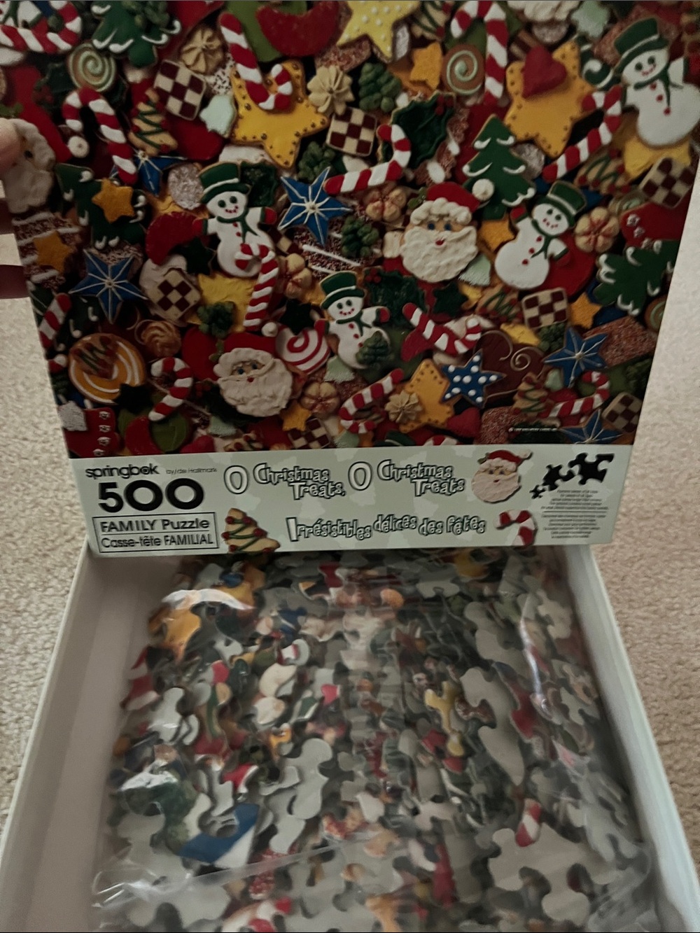 Hallmark Springbok 500-Piece Family Puzzle - Red Green White Holiday Cookies